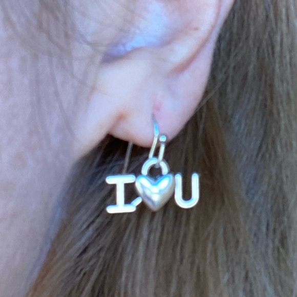 NEW!💙💎I💗U EARRINGS! I LOVE YOU!💎💙SO CUTE! FREE GIFT WRAP & FREE GIFTS TOO - Picture 8 of 9